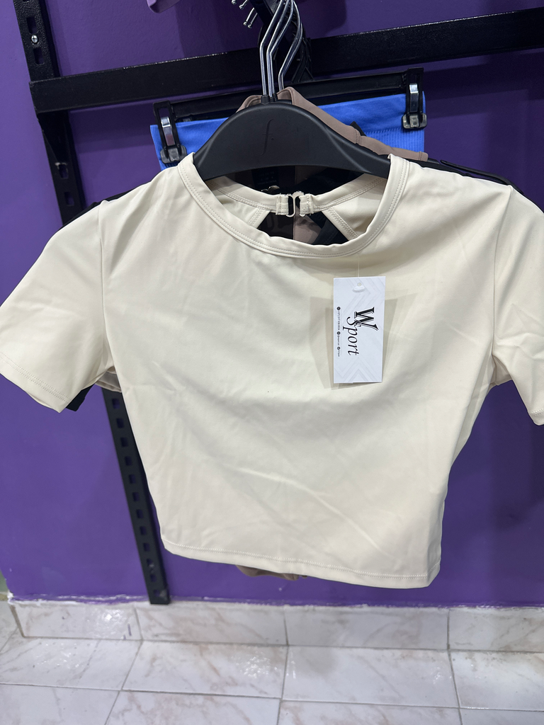 BLUSA CORTA ESCOTE EN ESPALDA IMPORTADA