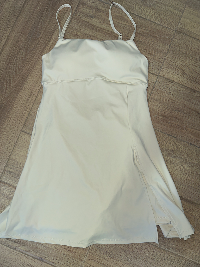 VESTIDO DEPORTIVO IMPORTADO 