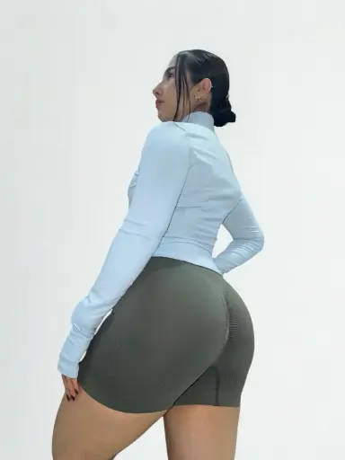 SHORT SIN COSTURA CON PUSH UP